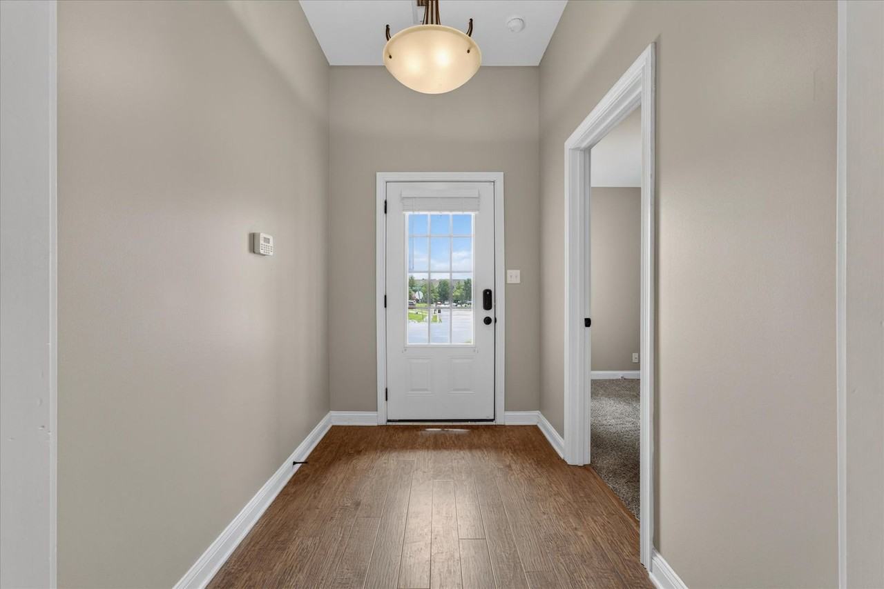 2228 Killington Dr - Photo 6 of 36
