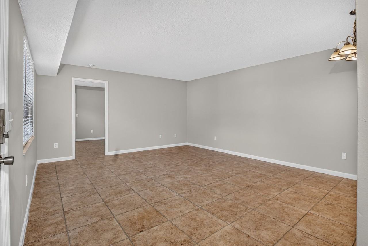 53 53 Windtree Ln. G 102 - Photo 7 of 35