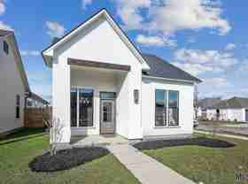 10238 Grayton Dr - Photo 1 of 1