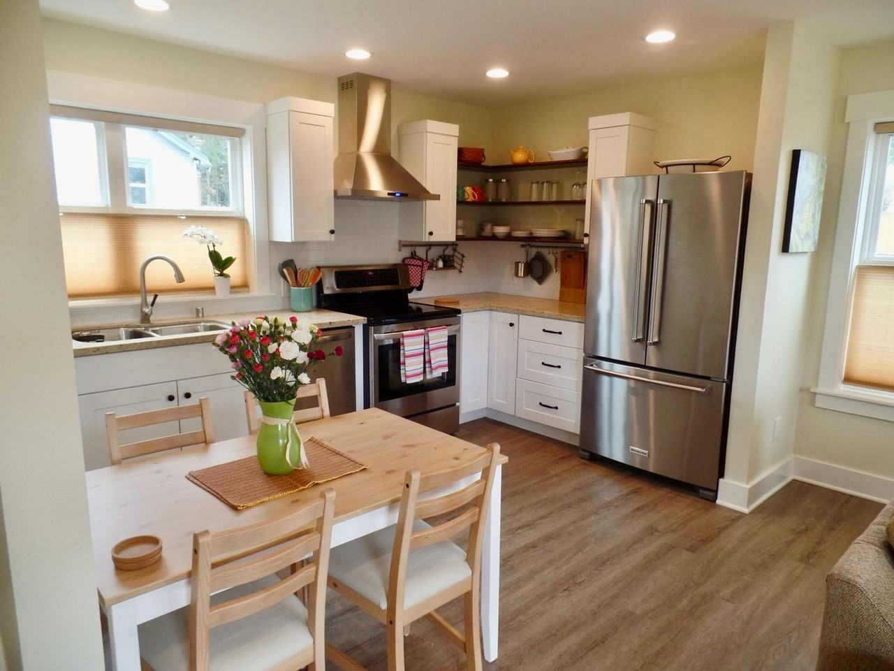519 N 97th St - Photo 2 of 14