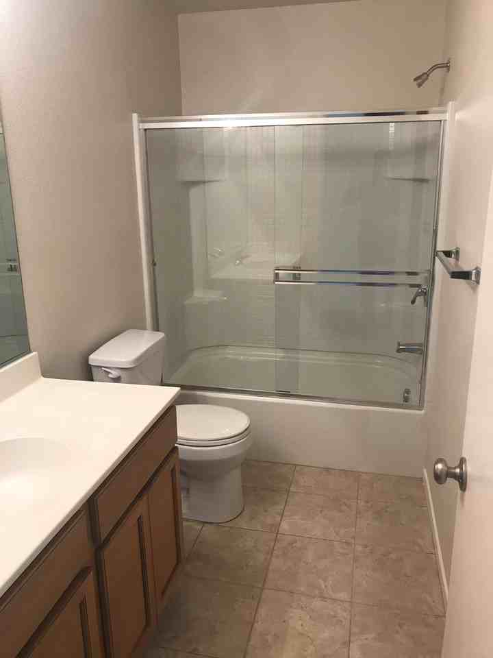 2482 Avignon Cir - Photo 6 of 12