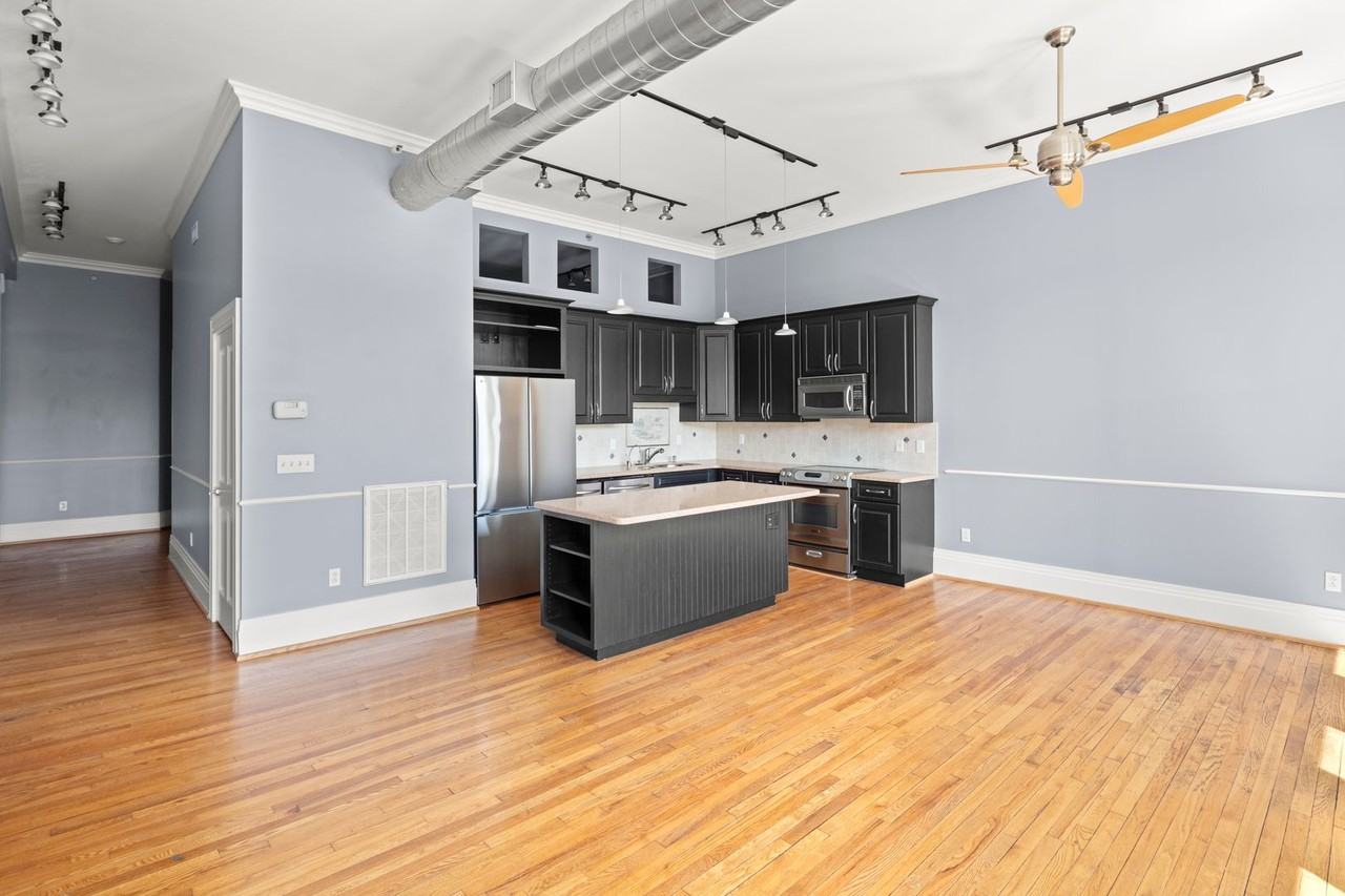 52 Biltmore Ave #203 - Photo 7 of 23