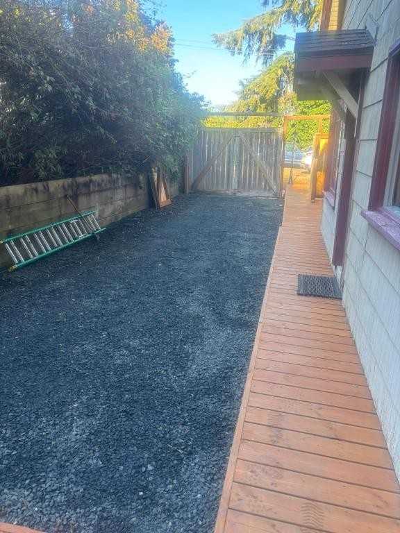 903 N 8th St - Photo 2 of 13