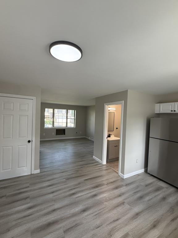 189 Essex St - Photo 7 of 15