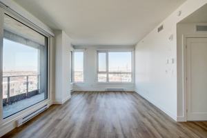 featured image of 2000 Rue Sauvé Ouest #1104
