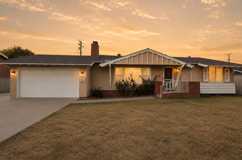835 W Spruce St - Photo 1 of 1