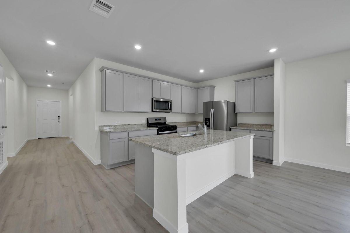 14309 Ash Tree Dr - Photo 4 of 11