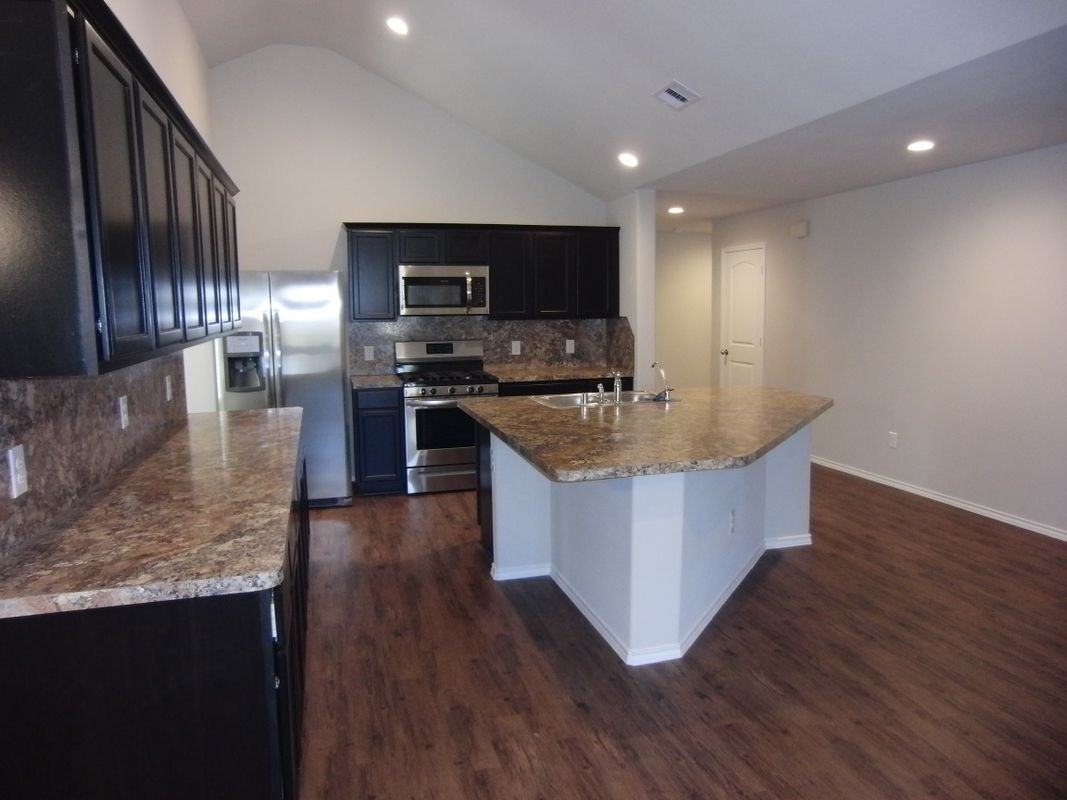 5522 Mesquite Oaks Trl - Photo 2 of 3