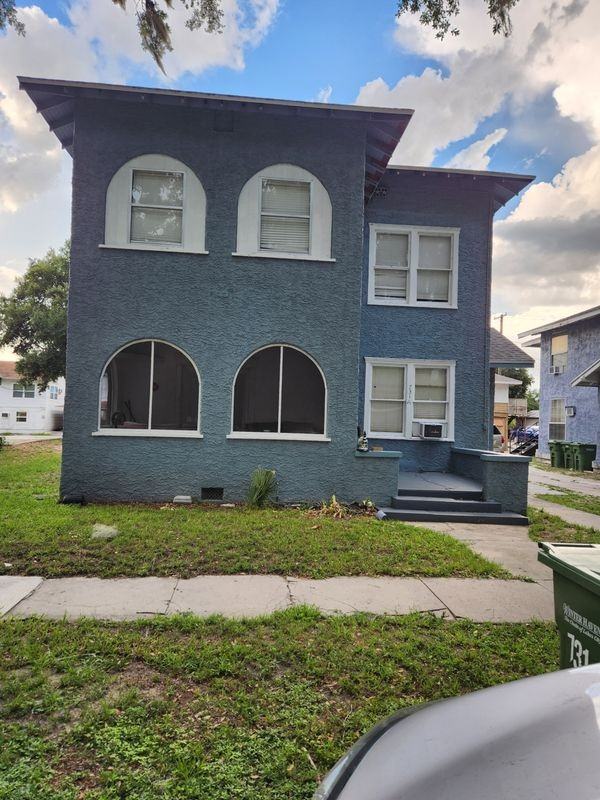 731 Avenue A Sw - Photo 2 of 3