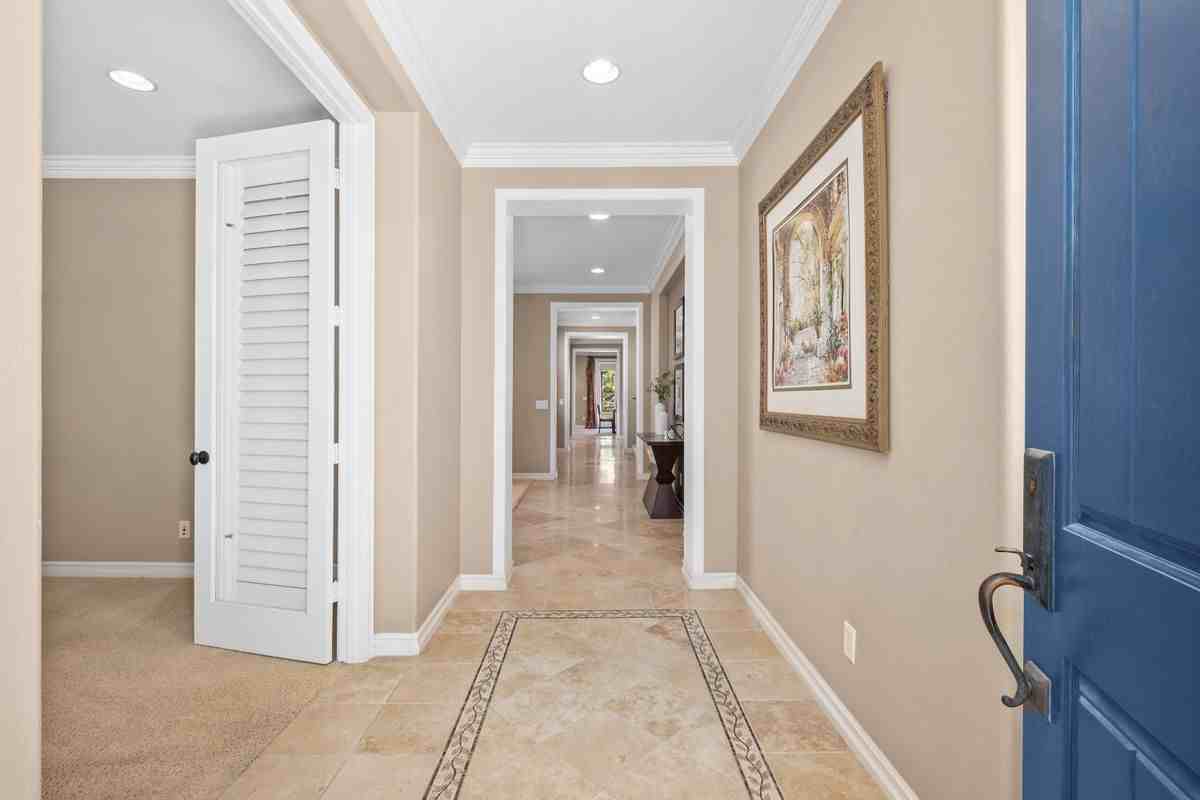 16618 Honeybee Dr - Photo 5 of 41