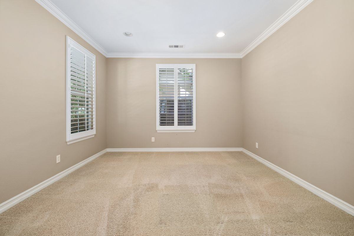 16618 Honeybee Dr - Photo 6 of 41