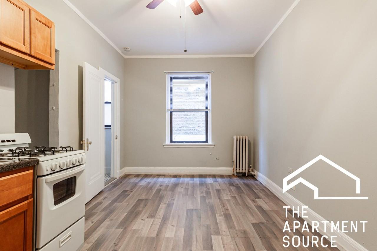 3831 N Fremont St #411 - Photo 3 of 8