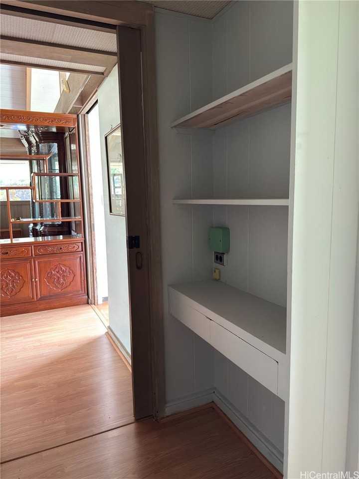 938 Noio St - Photo 7 of 24