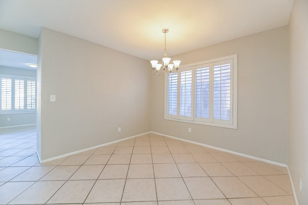 52 Quiet Desert Ln - Photo 7 of 17