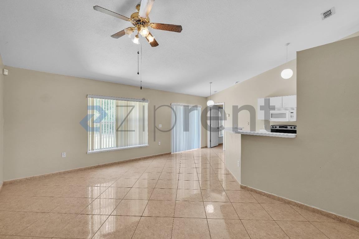 228 Grifford Dr - Photo 5 of 17