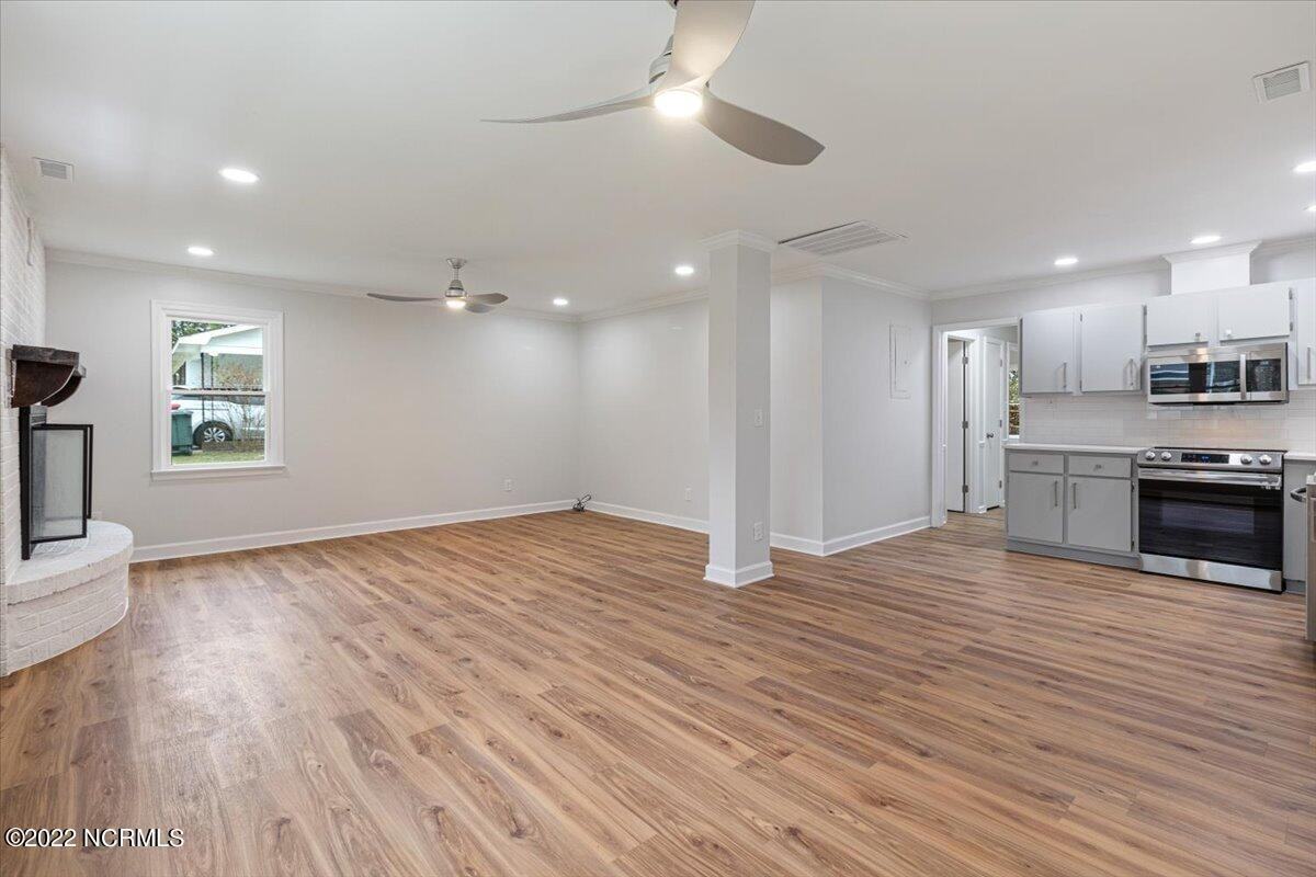 120 Erik Dr - Photo 5 of 17