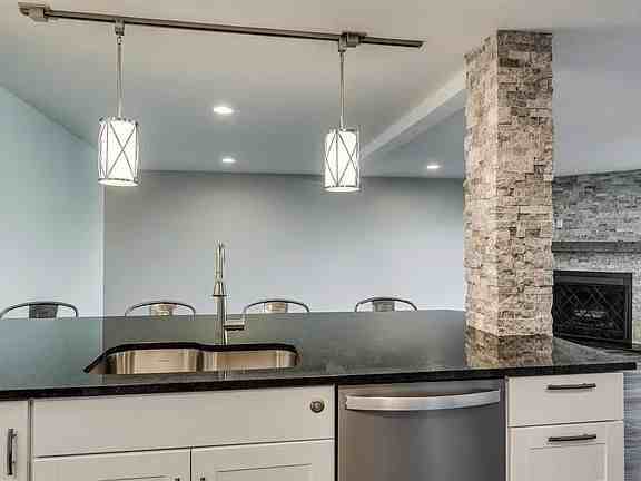 1111 W 6th Ave - Photo 3 of 19