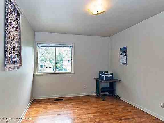 213 Kenberry Dr - Photo 2 of 21