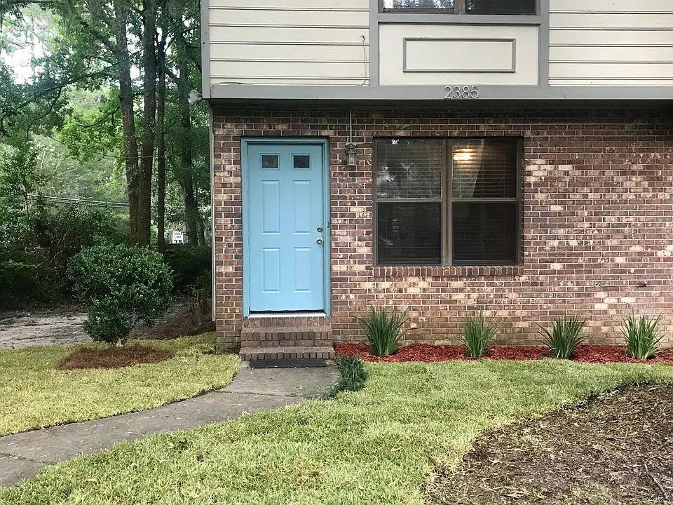 2385 Old Saint Augustine Rd - Photo 5 of 10