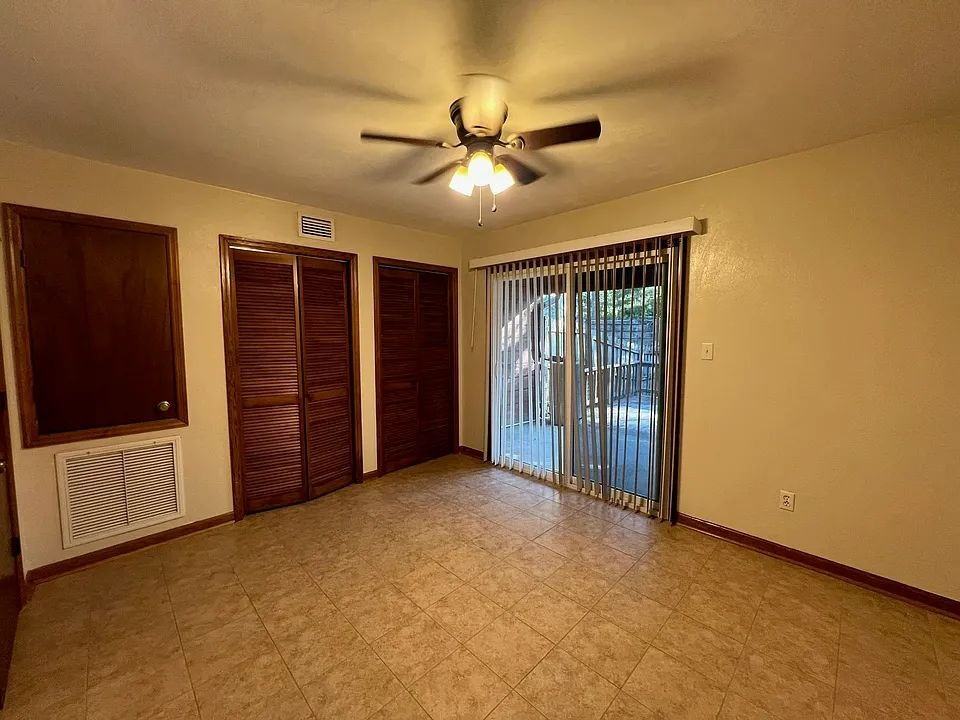 1307 Castelnau Ct - Photo 4 of 27