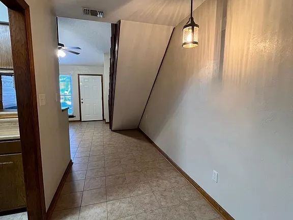 1307 Castelnau Ct - Photo 6 of 27