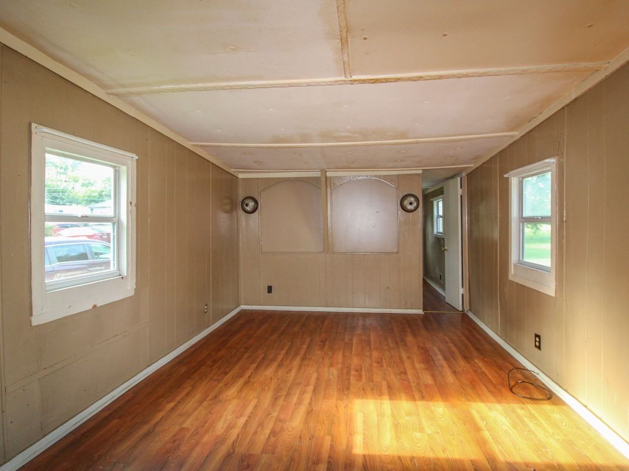 10 Simpson Rd - Photo 5 of 12
