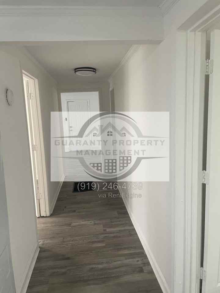 222 Waddell Dr - Photo 6 of 11