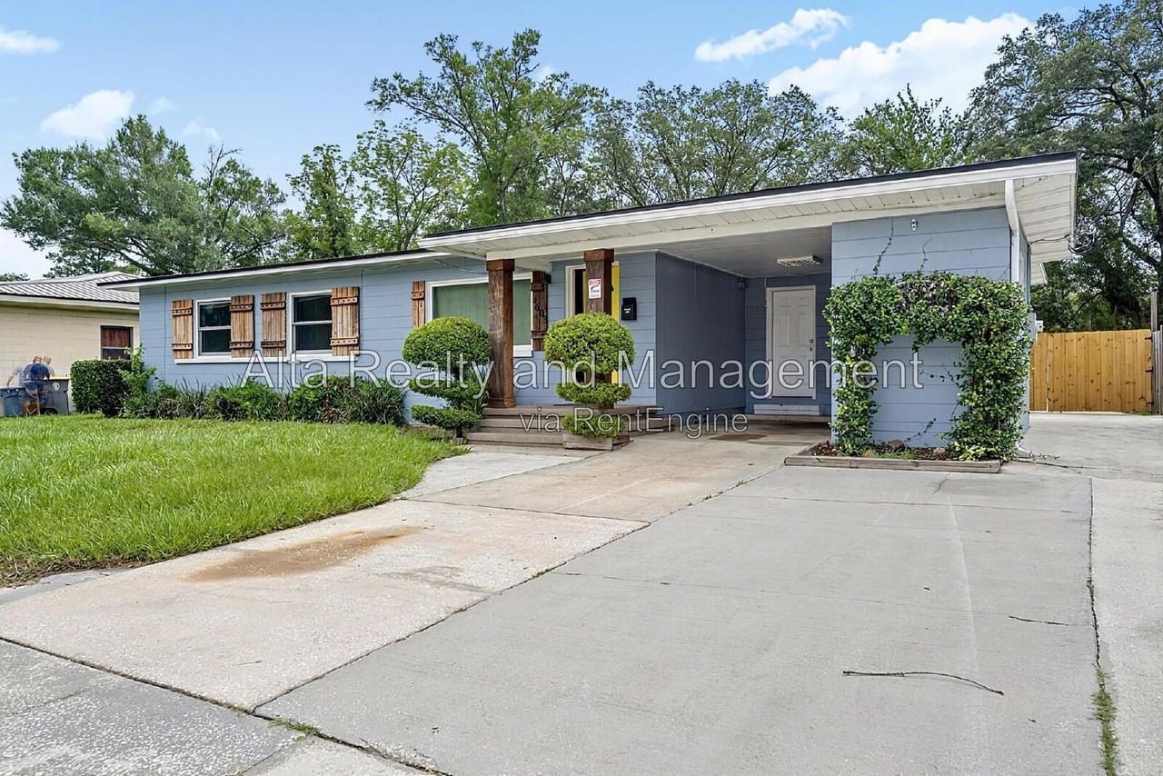 4603 Jammes Rd - Photo 2 of 37