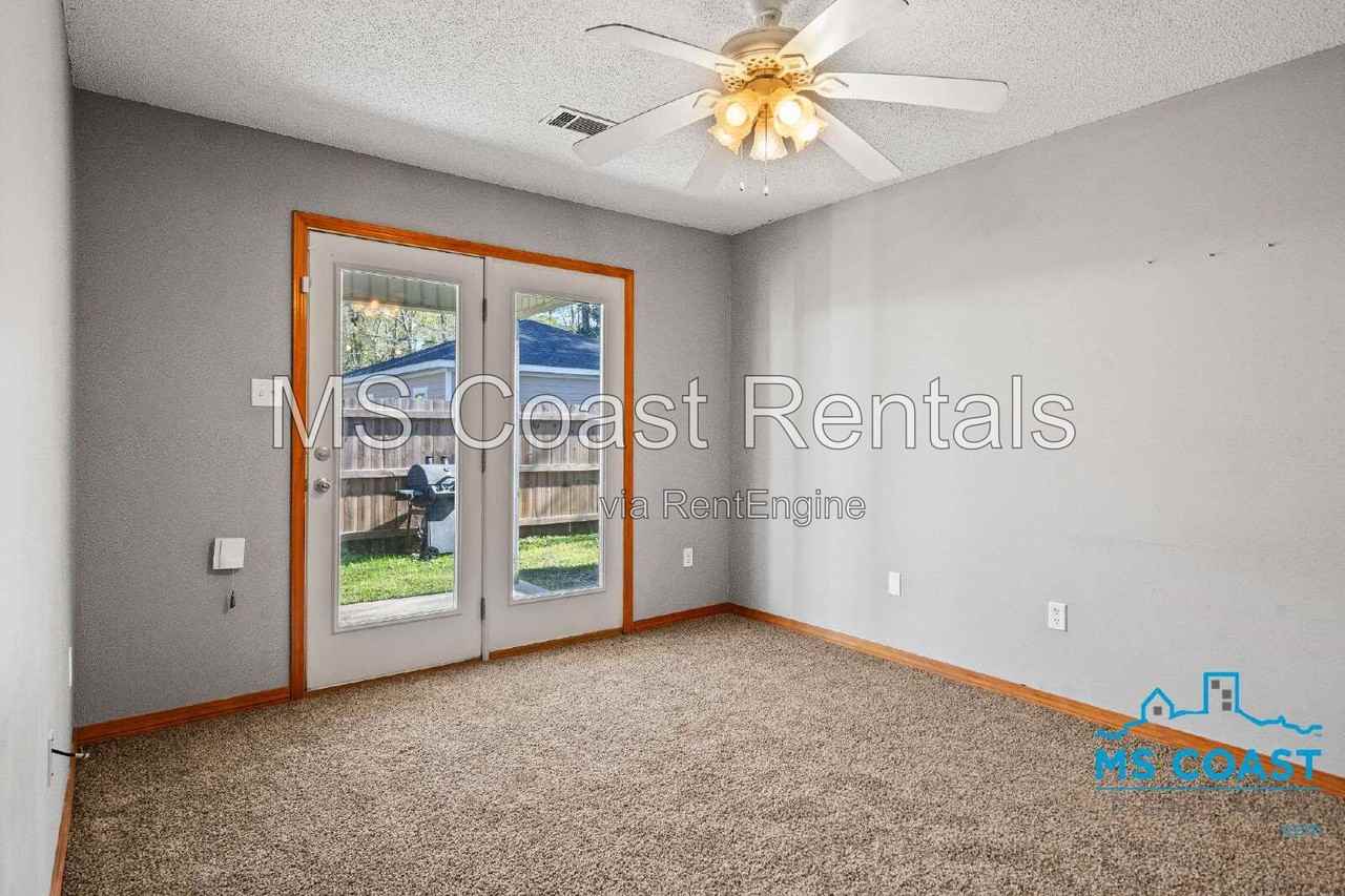 2636 N 10th St #B - Photo 6 of 25