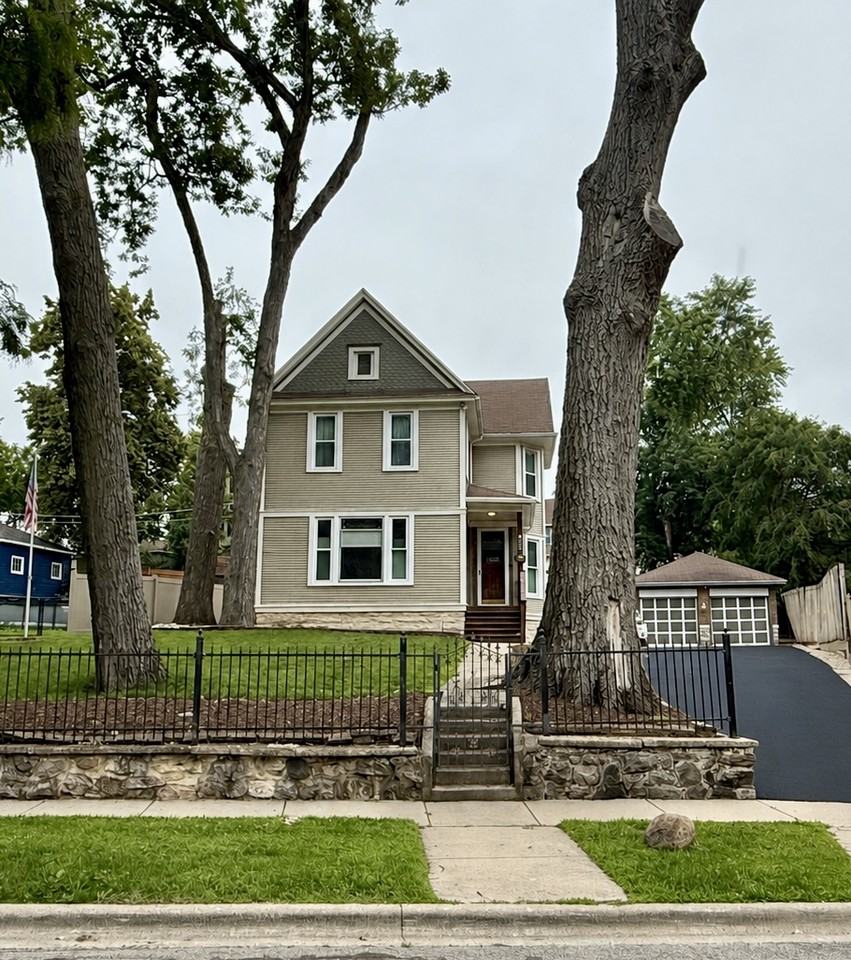 402 Whitney Ave #NA