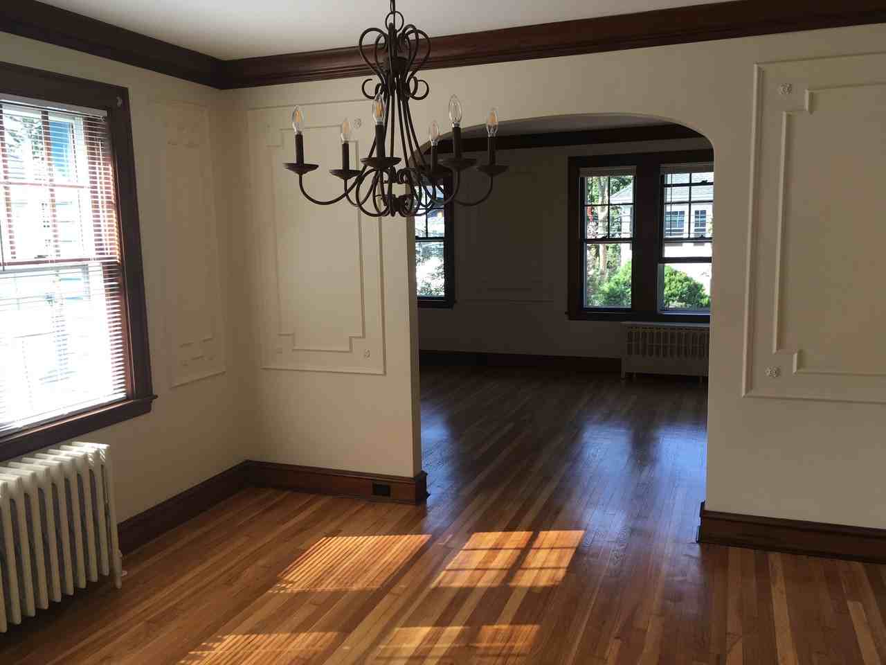 33 Sanborn Ave #2 - Photo 7 of 40