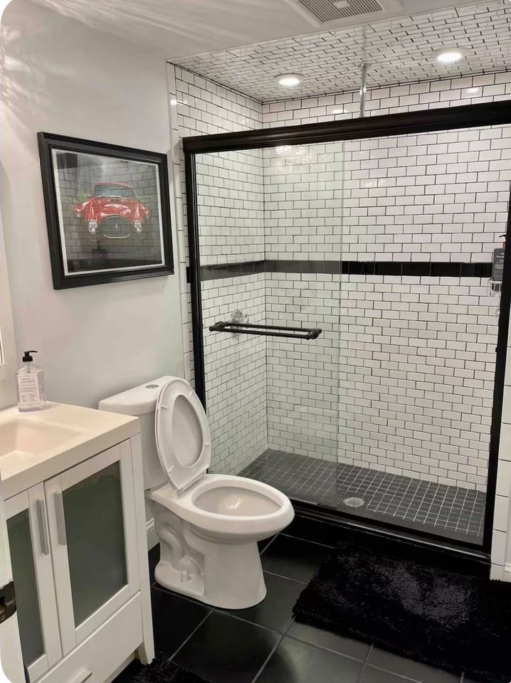 2 Putnam St #1 - Photo 3 of 10