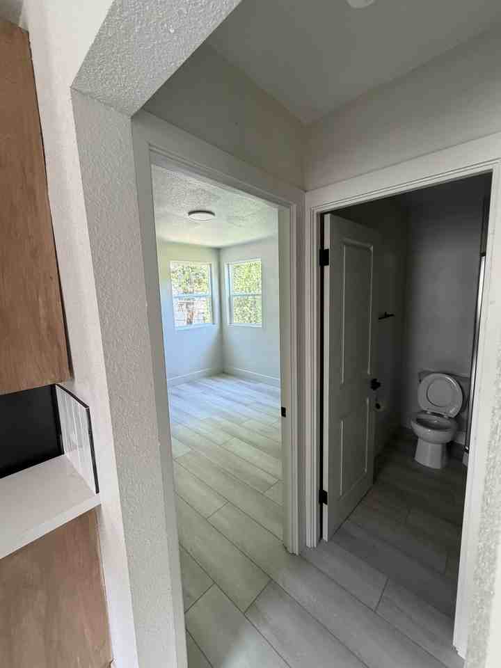 2212 10th St #NA - Photo 4 of 6