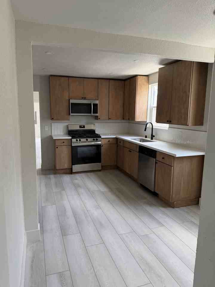 2212 10th St #NA - Photo 6 of 6