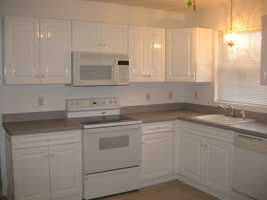 featured image of 7 Donna Ln #7