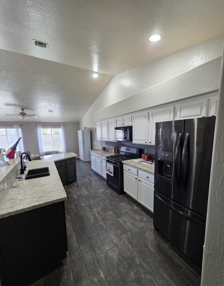 2495 S 34th Ave #NA - Photo 6 of 20