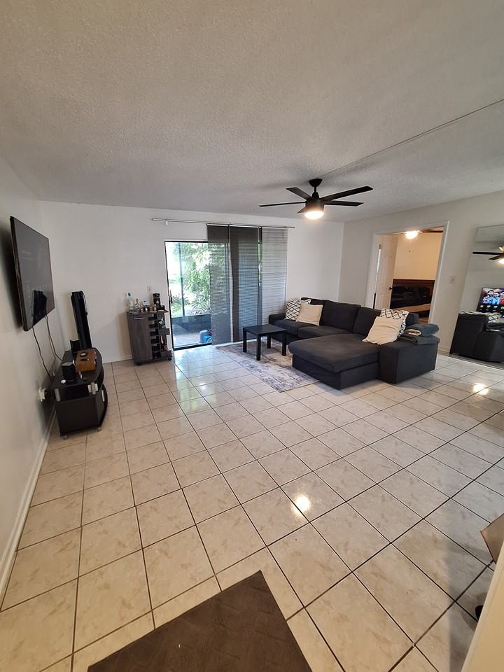 7825 Niagara Ave #2101 - Photo 6 of 23