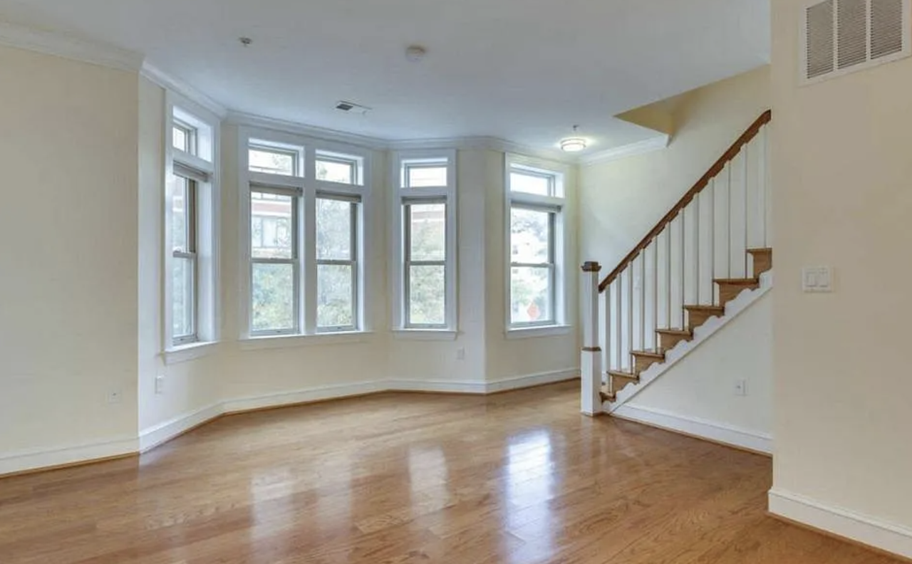 2237 Fairfax Dr #NA - Photo 3 of 18