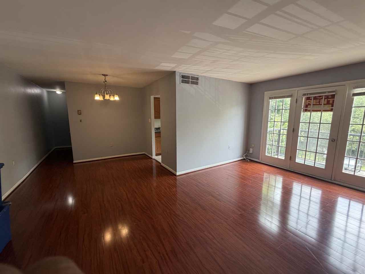 9455 Fairfax Blvd #304