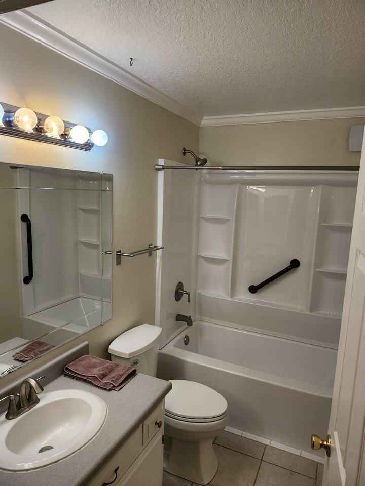 1235 Lovers Ln #NA - Photo 3 of 15