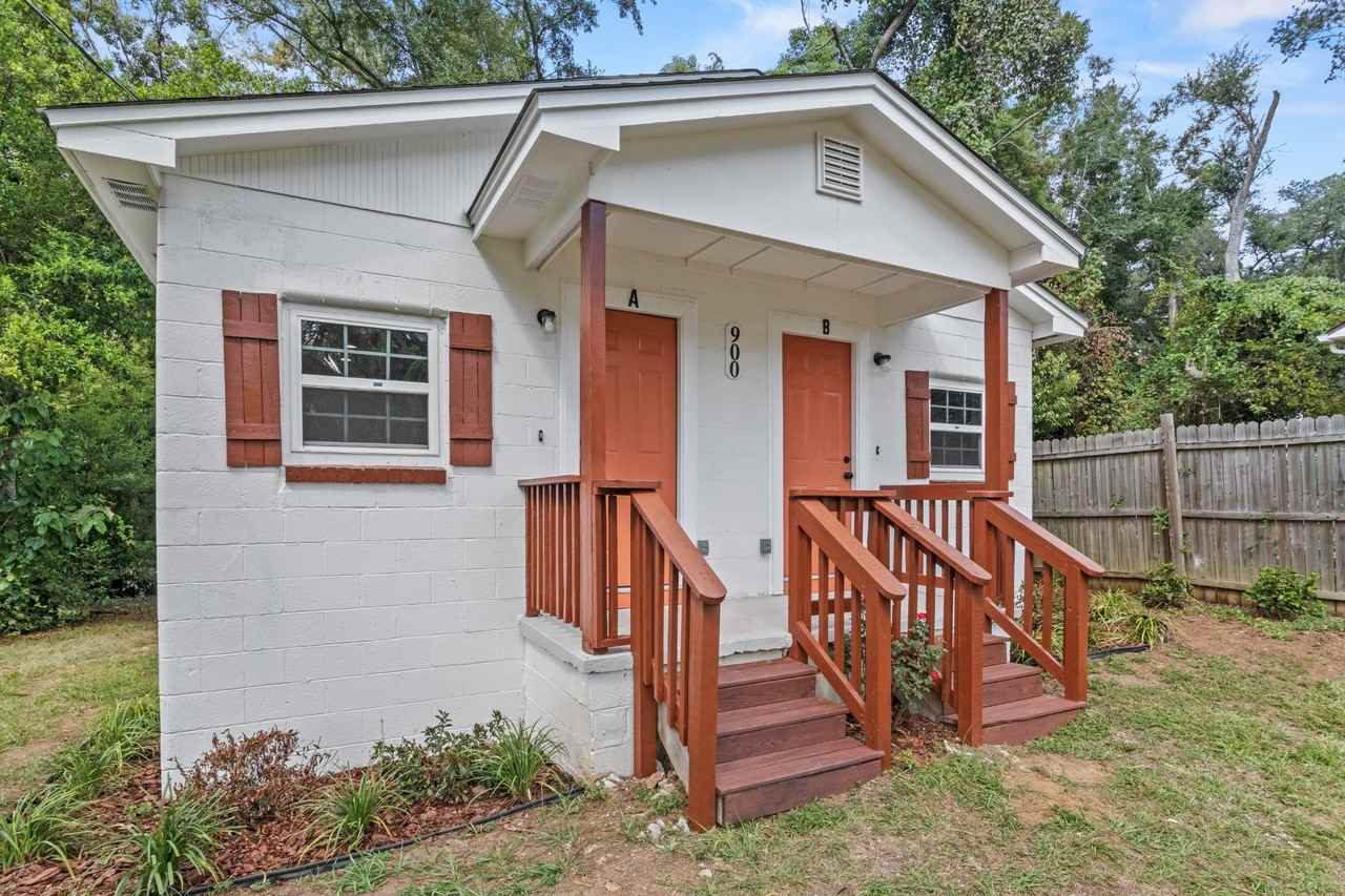 900 Taylor St #B - Photo 2 of 14