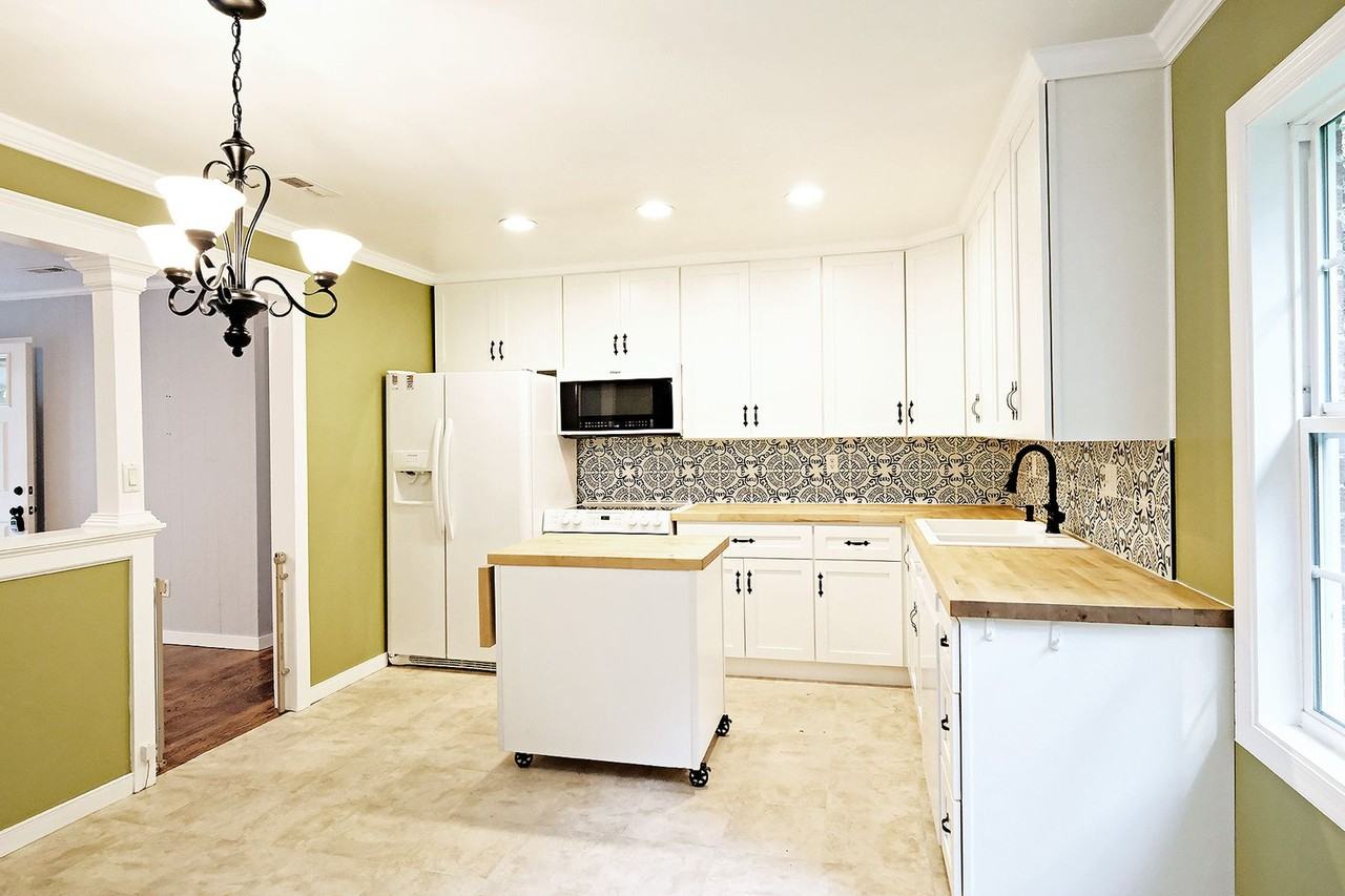 703 Oak Creek Rd - Photo 5 of 27