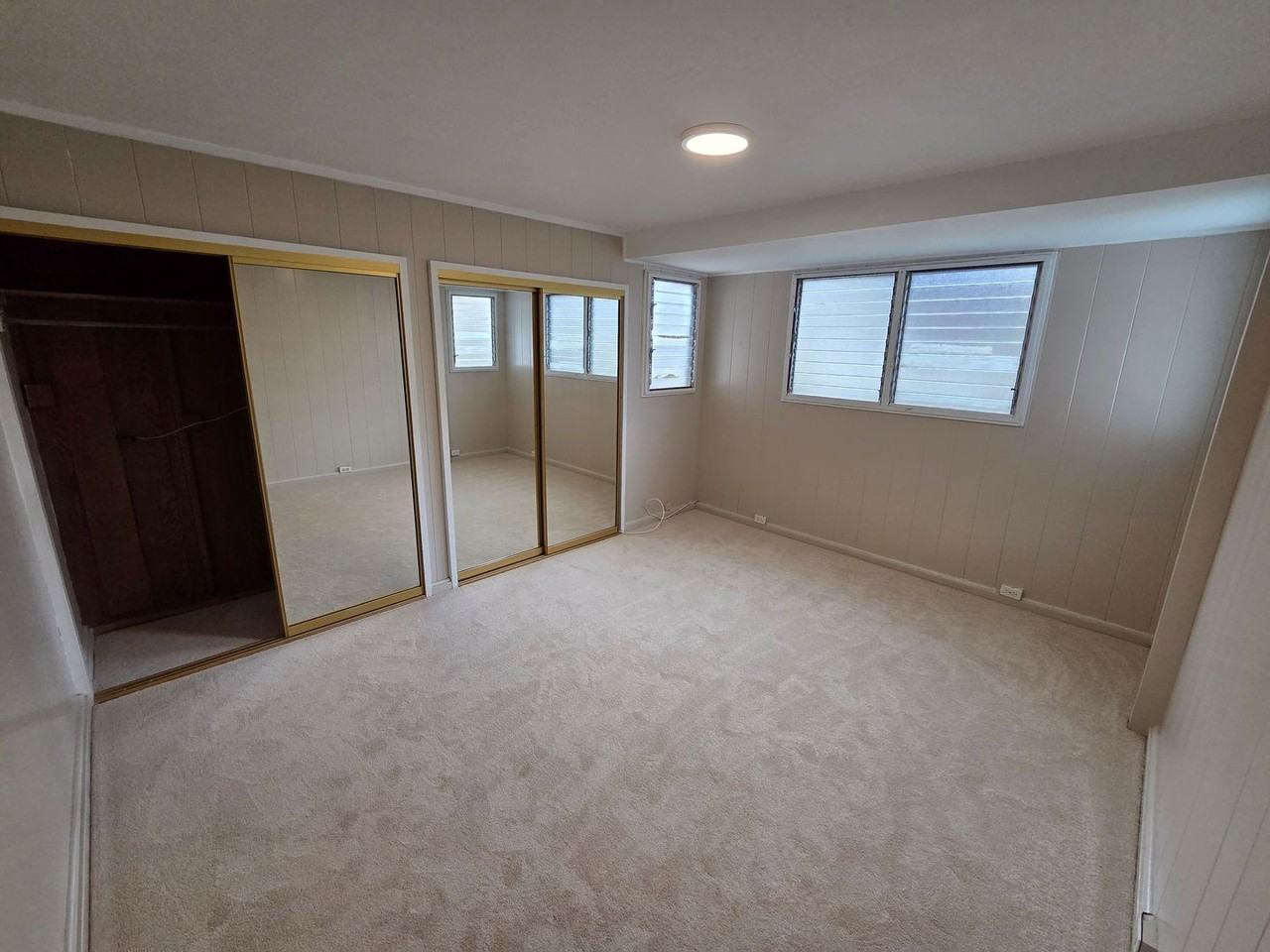 2719 Poelua St - Photo 6 of 28