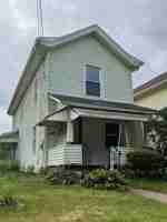 featured image of 428 E Division St