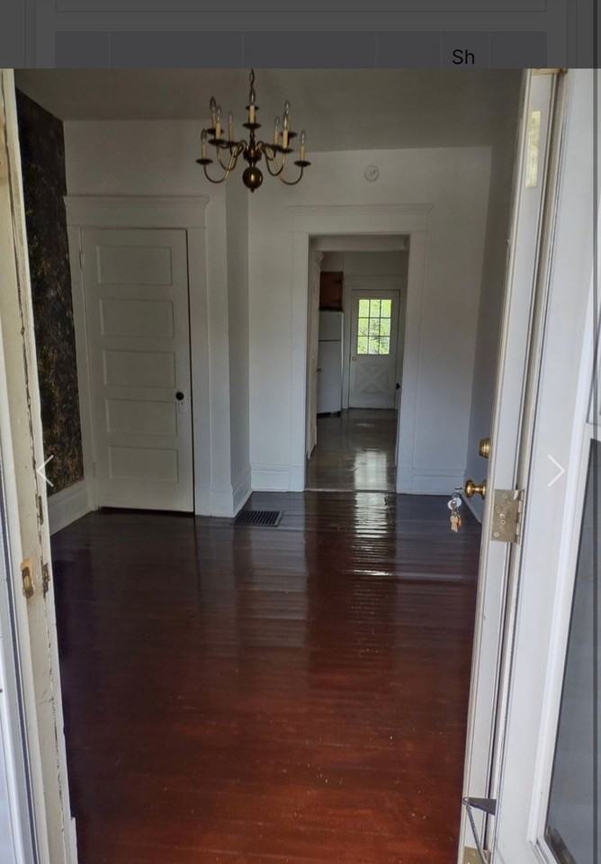238 E Leasure Ave - Photo 2 of 6