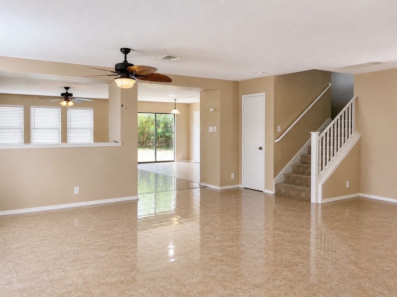 122 Rummel Dr - Photo 3 of 15