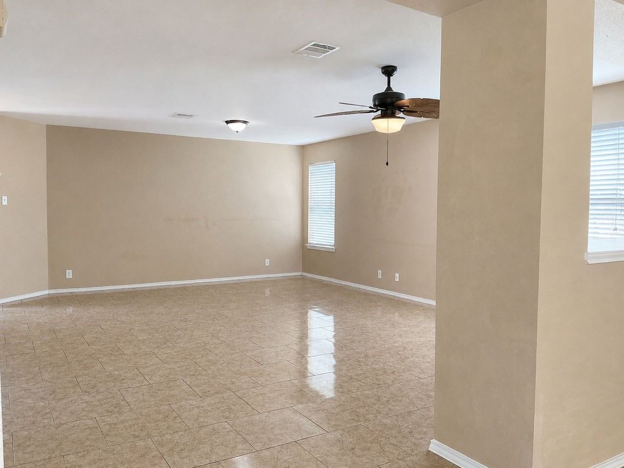 122 Rummel Dr - Photo 6 of 15