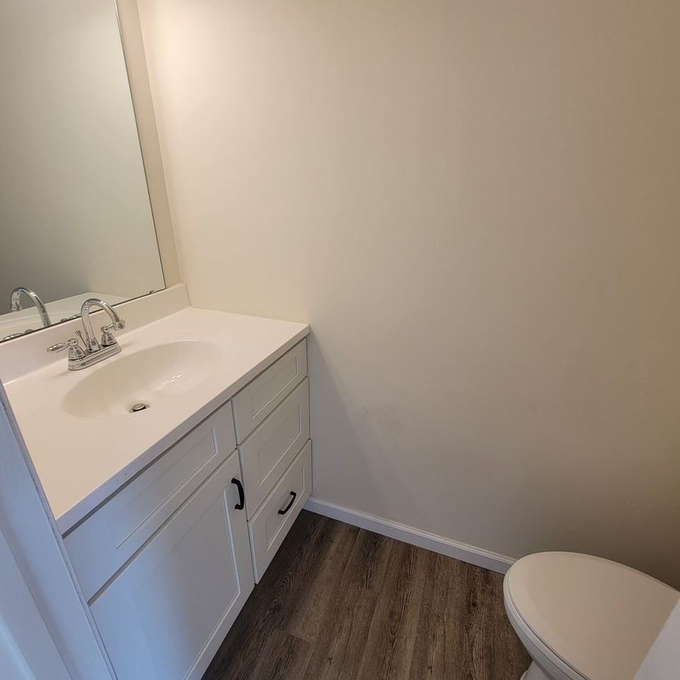1819 Stargazer Dr - Photo 3 of 12