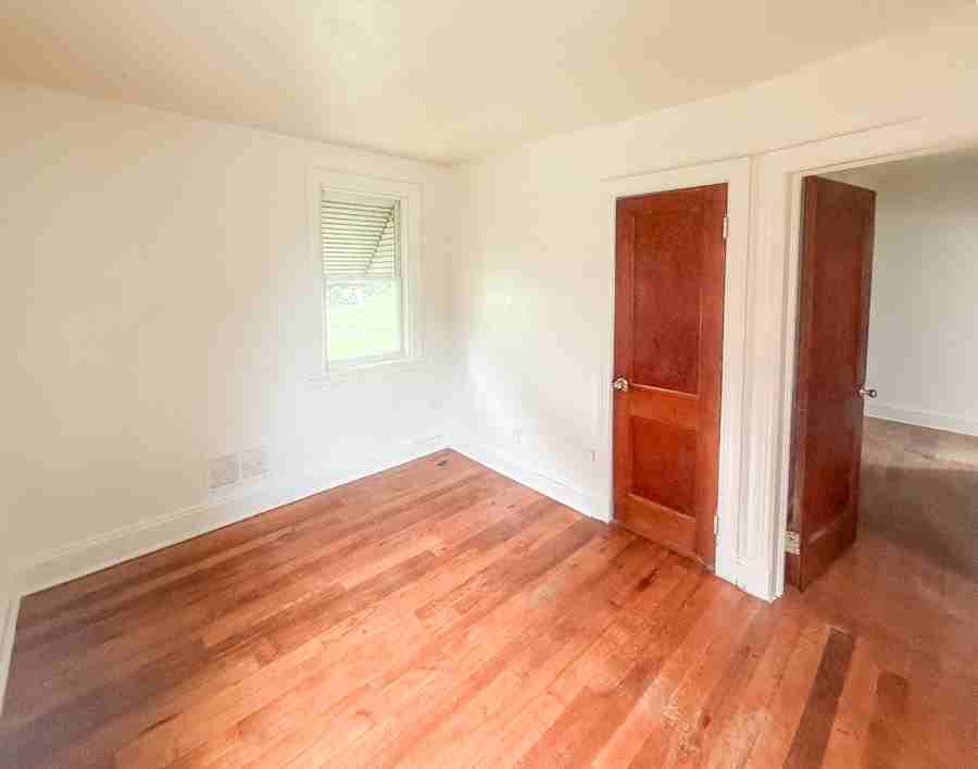 108 E Roanoke St #NA - Photo 7 of 26