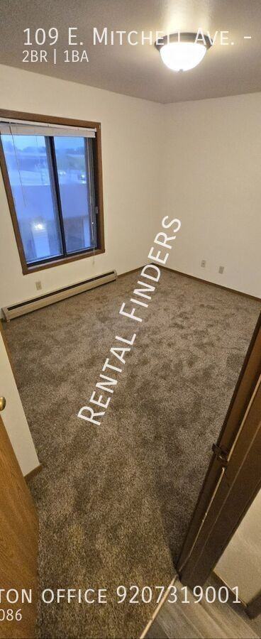 109 E Mitchell Ave #5 - Photo 3 of 9